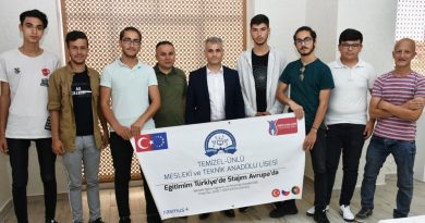 Avrupa’da Staj Gören Öğrenciler, İl Müdürü Kurt’a İzlenimlerini Aktardılar Avrupa’da Staj Gören Öğrenciler, İl Müdürü Kurt’a İzlenimlerini Aktardılar